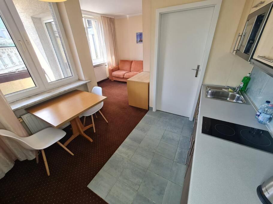 Appartement 10q - Z6 405 *